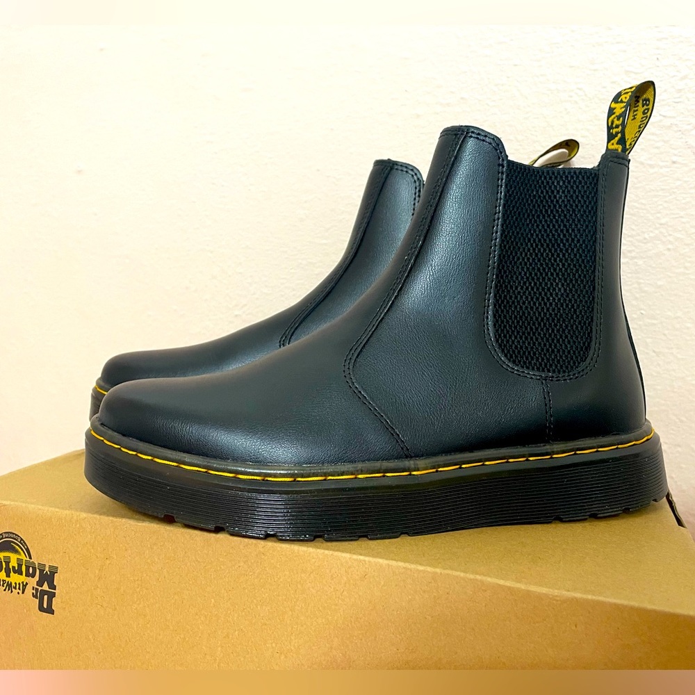 Doc Marten Chelsea Boots
